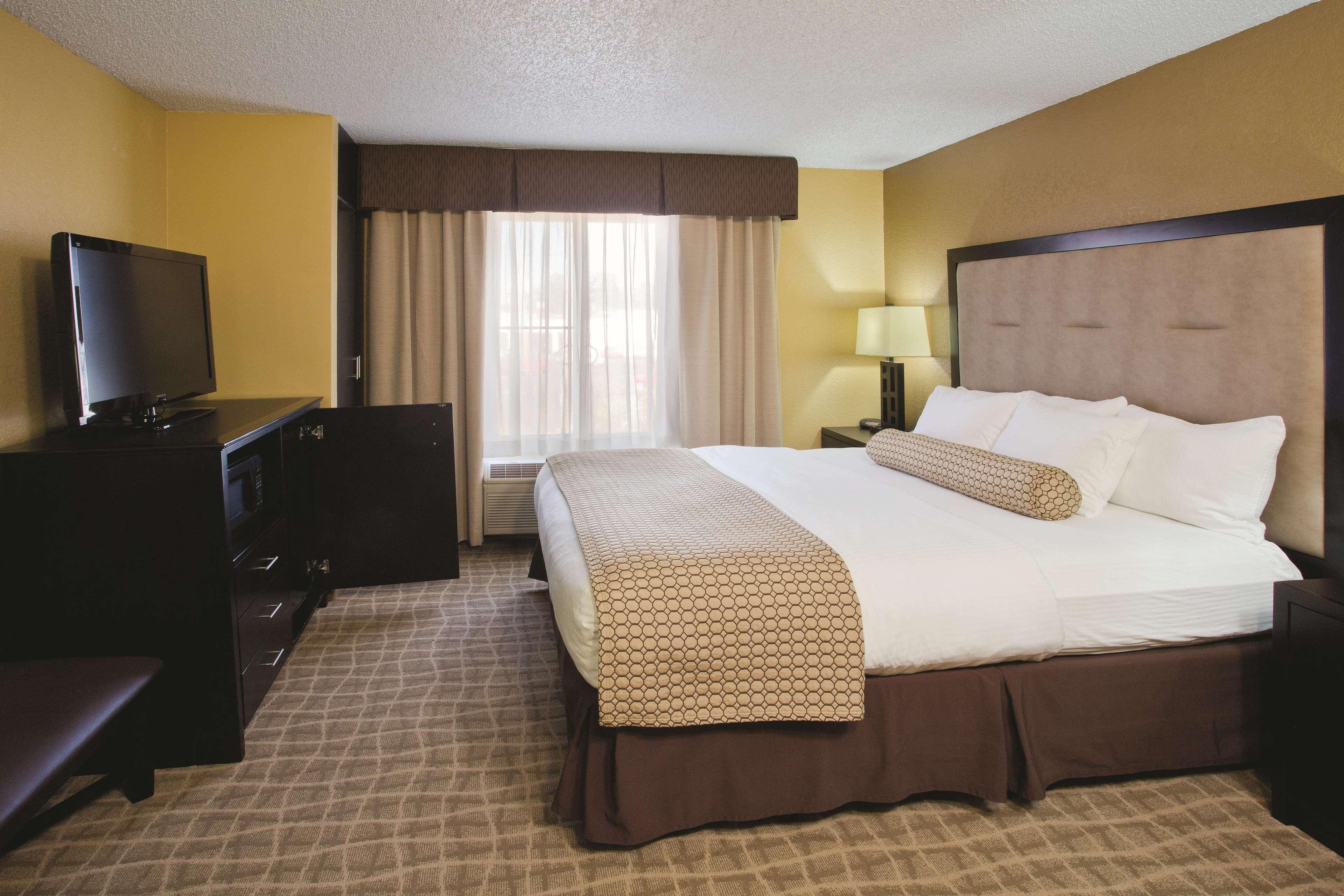 La Quinta By Wyndham Hot Springs Ξενοδοχείο Εξωτερικό φωτογραφία