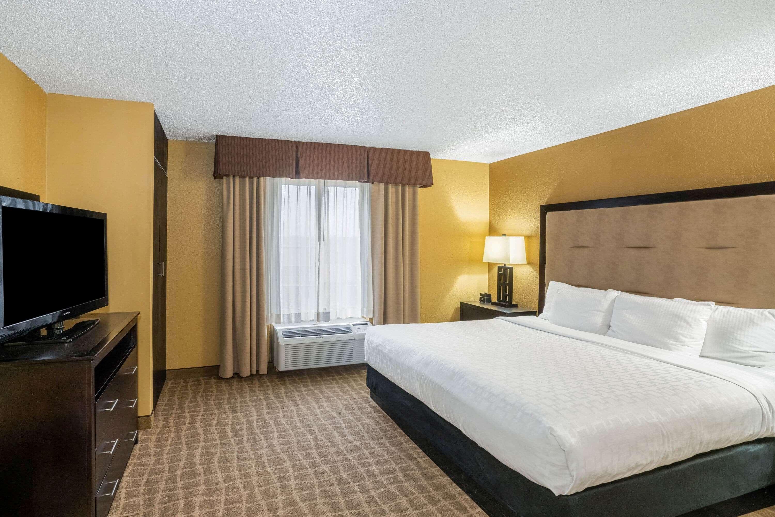 La Quinta By Wyndham Hot Springs Ξενοδοχείο Εξωτερικό φωτογραφία