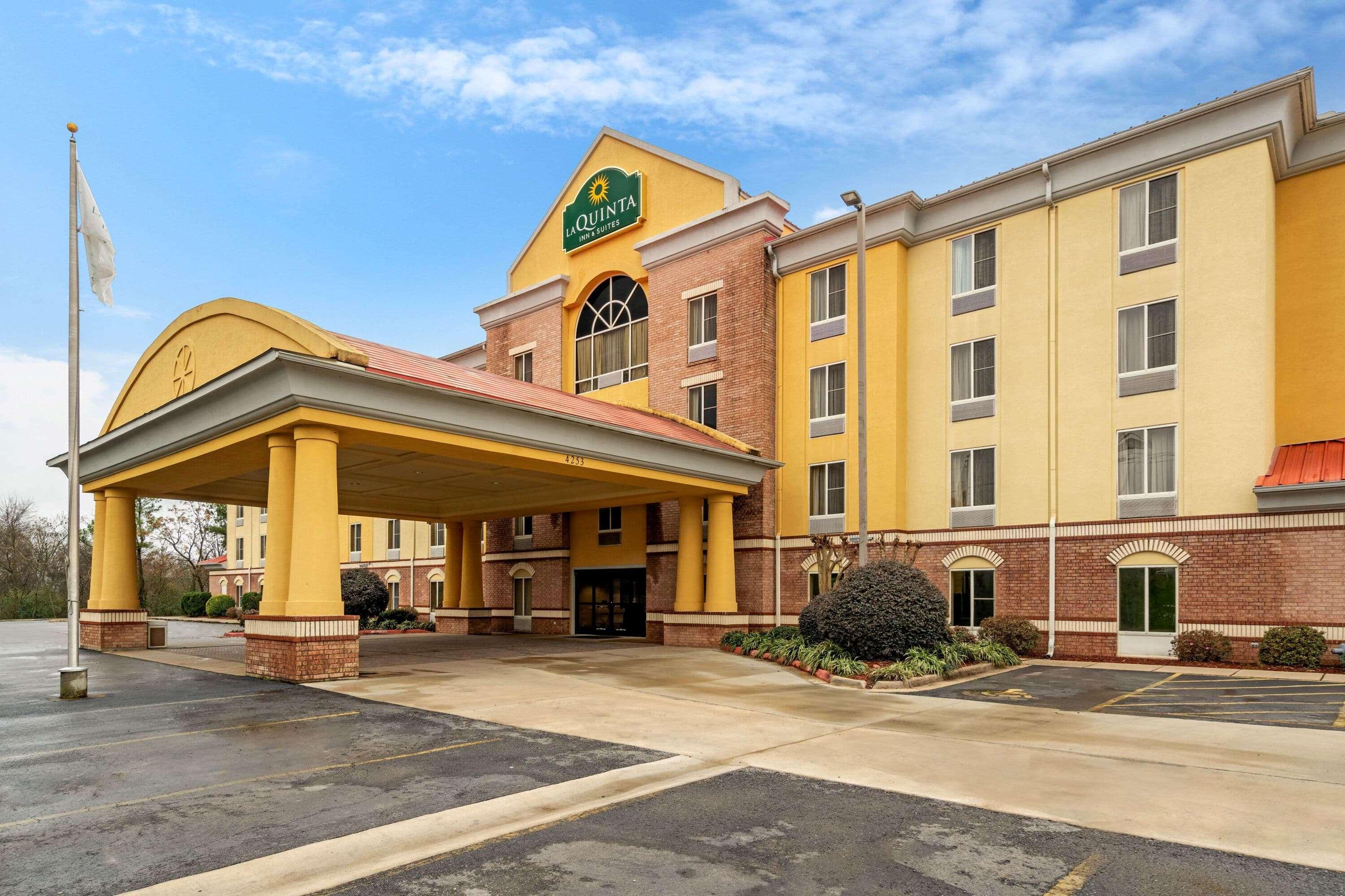 La Quinta By Wyndham Hot Springs Ξενοδοχείο Εξωτερικό φωτογραφία